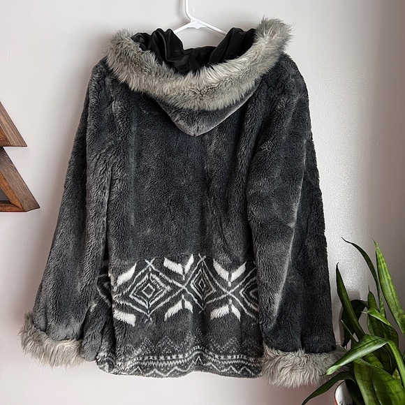 Vintage Coat Faux Fur - Picture 5 of 5